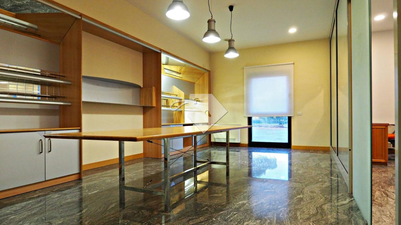 Renta Ufficio, Corridonia foto