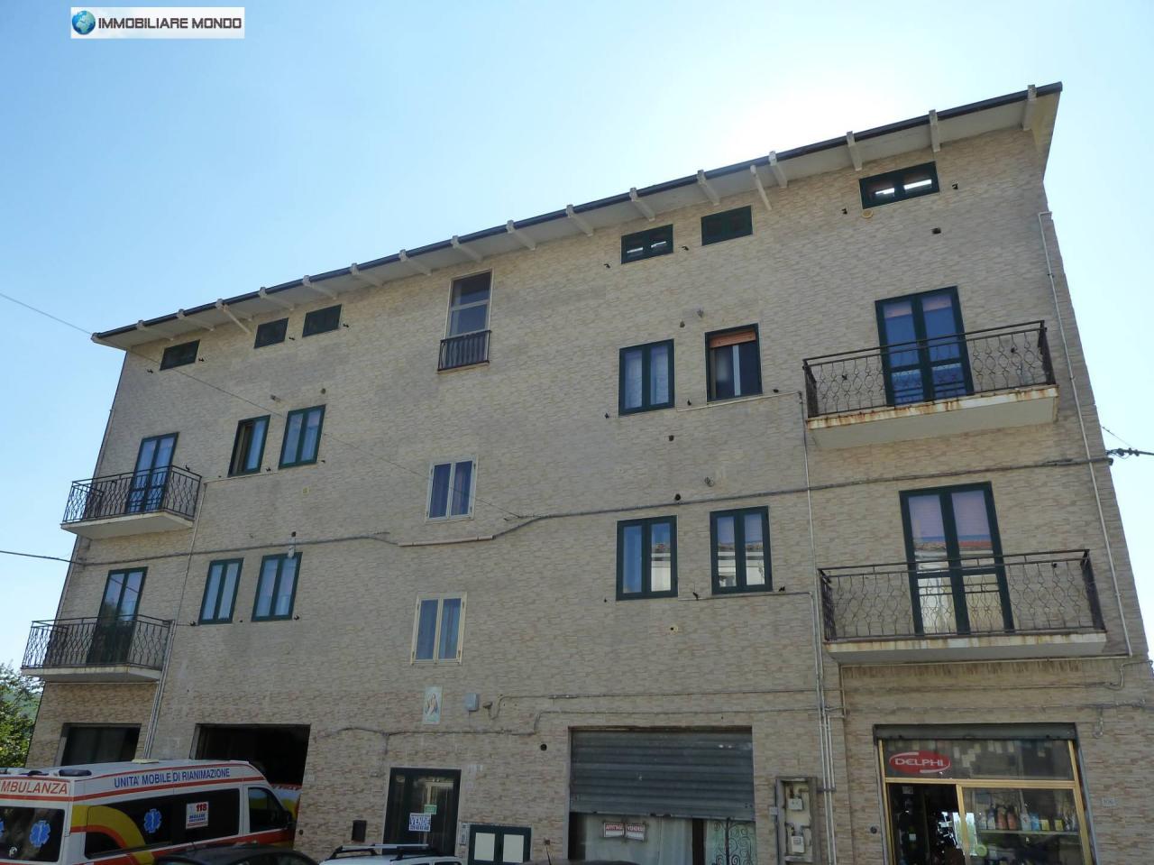 Sale Stabile/Palazzo, Castelmauro foto