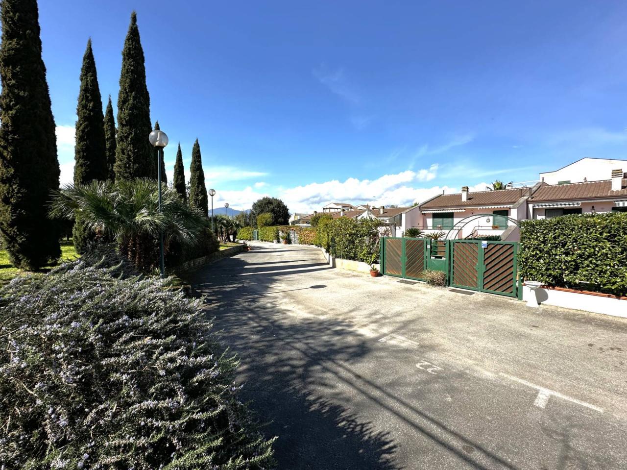 Vendita Villa, Fondi foto