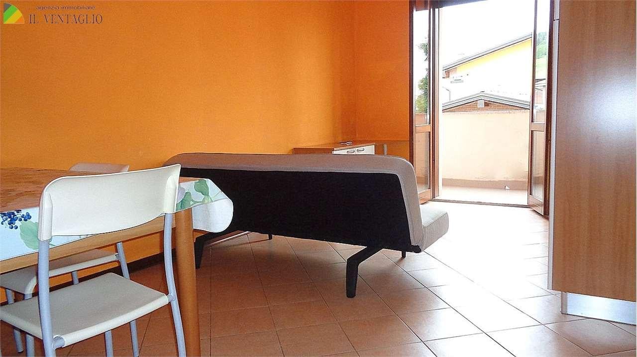 Renta affitto, Castellarano foto