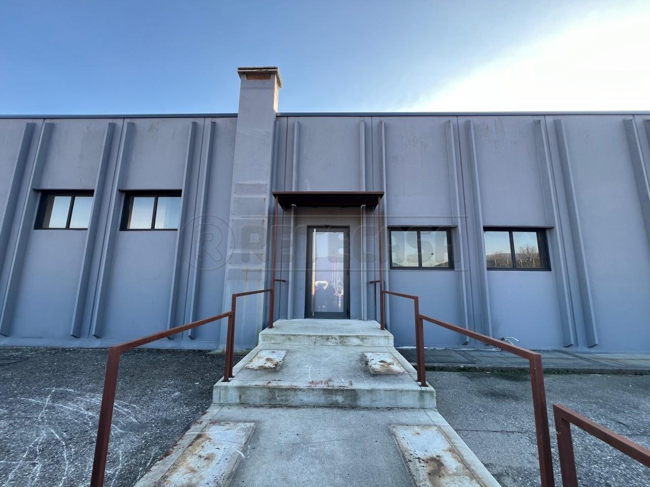 Affitto Locali commerciali, Cassola foto