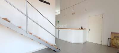 Renta Esavani, La Spezia