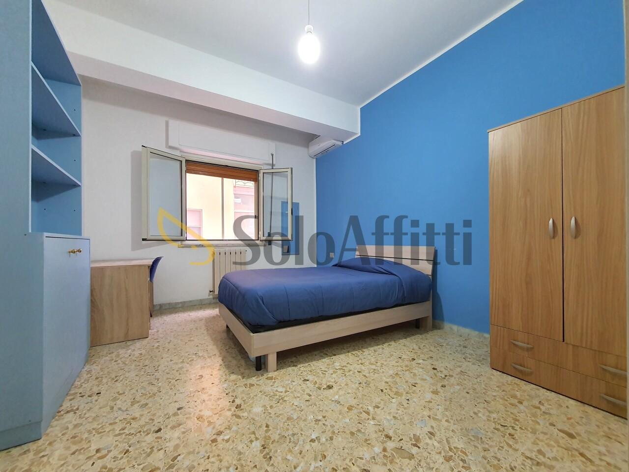 Renta Cuatro habitaciones, Catanzaro foto