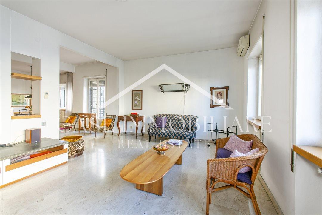 Sale Pentavani, Roma foto