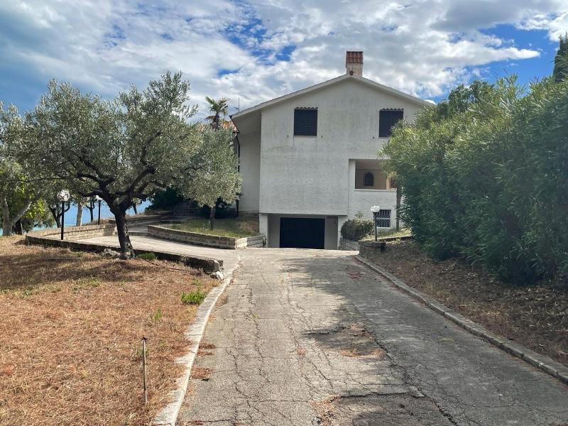 Venta Villa, Vasto foto