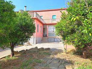 Sale Casa indipendente