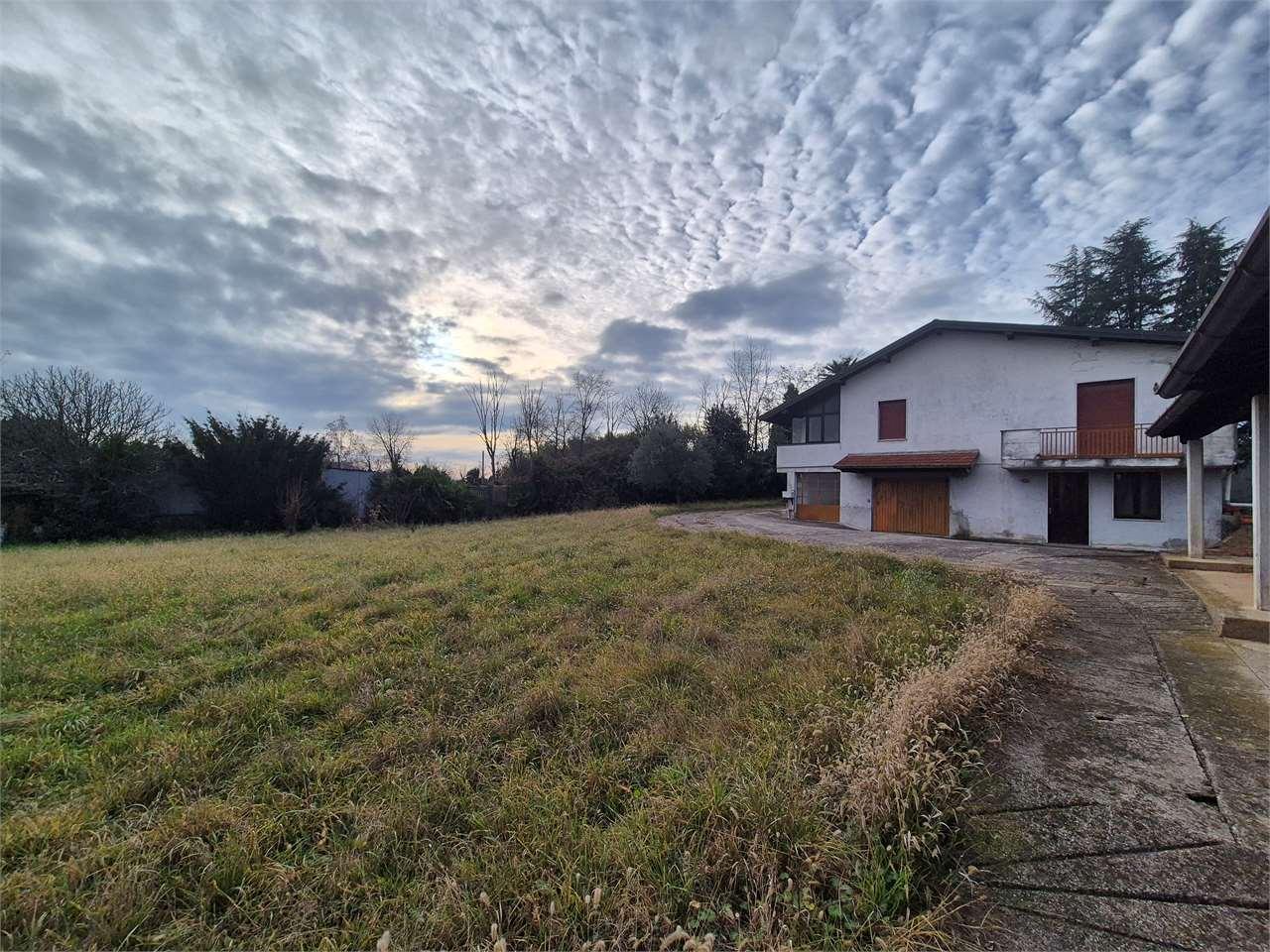 Venta vendita, Fenegro foto