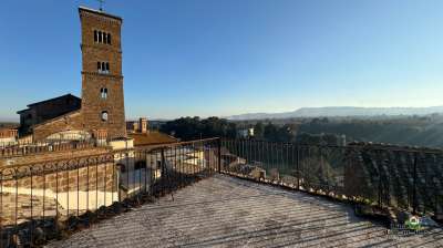 Vendita Esavani, Sutri