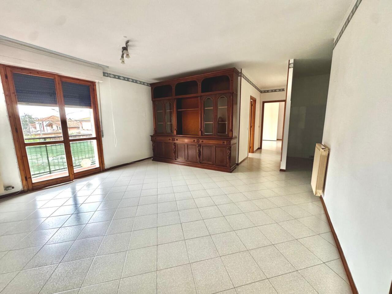 Venta Cuatro habitaciones, Santo Stefano di Magra foto
