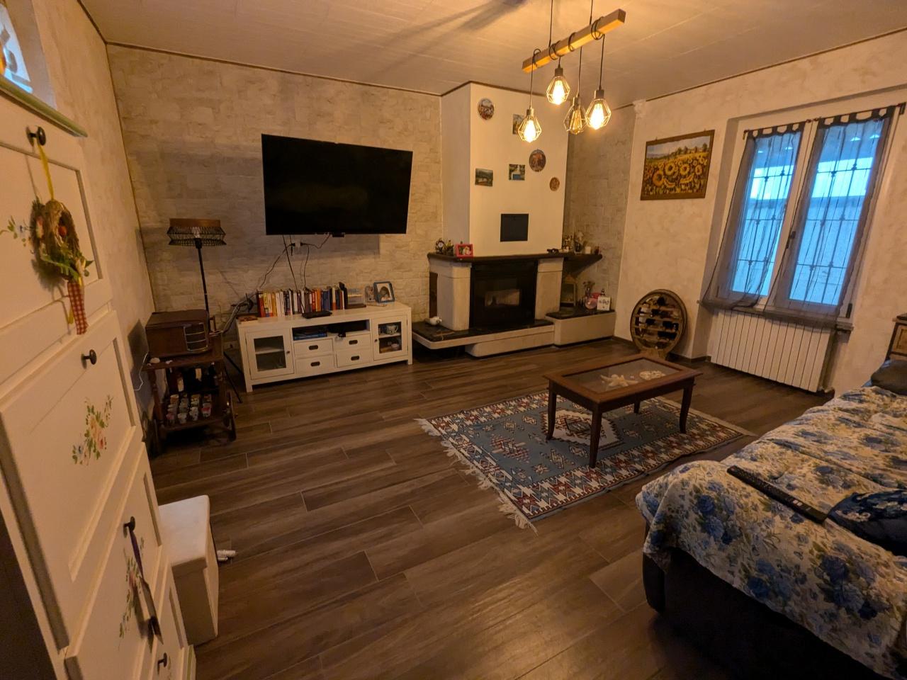 Venta Trivani, Arena Po foto