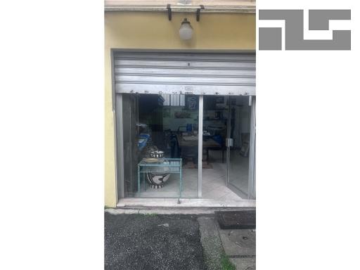 Venta GARAGE, Firenze foto