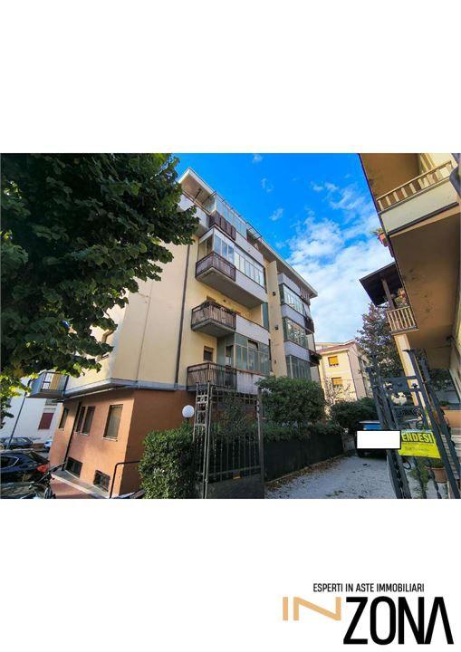 Sale Four rooms, Teramo foto