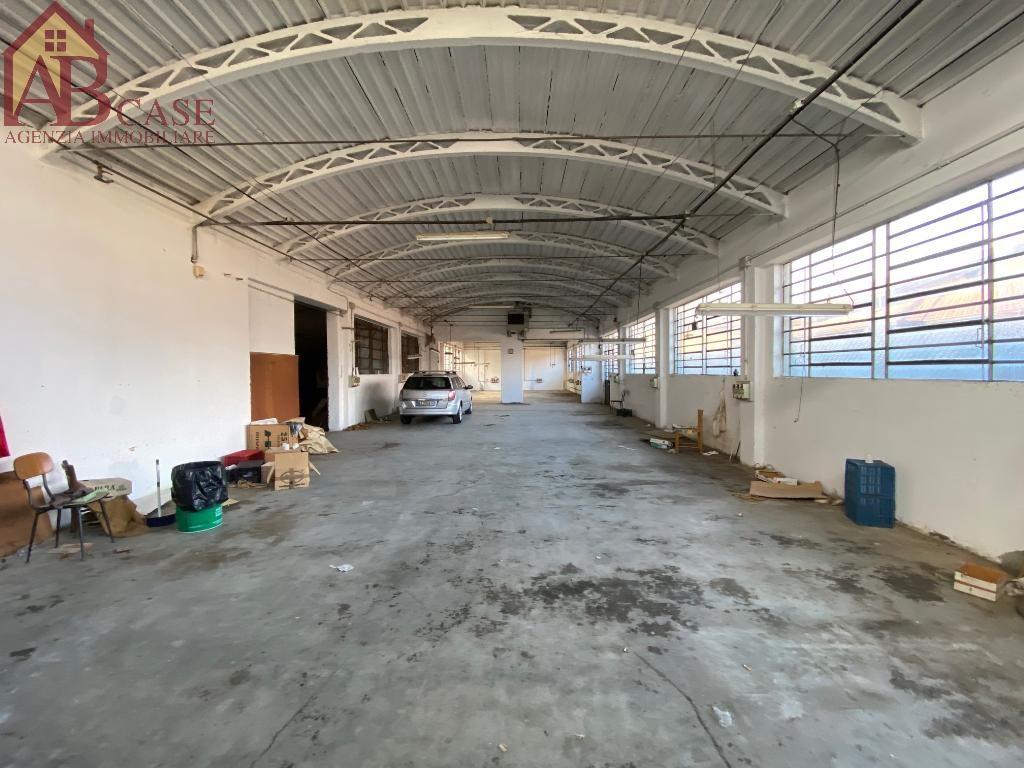 Vendita Capannone, Gambolo foto