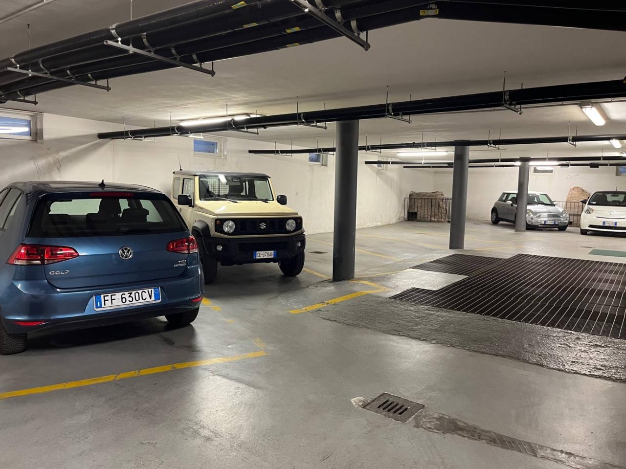 Affitto Box, Ferrara foto