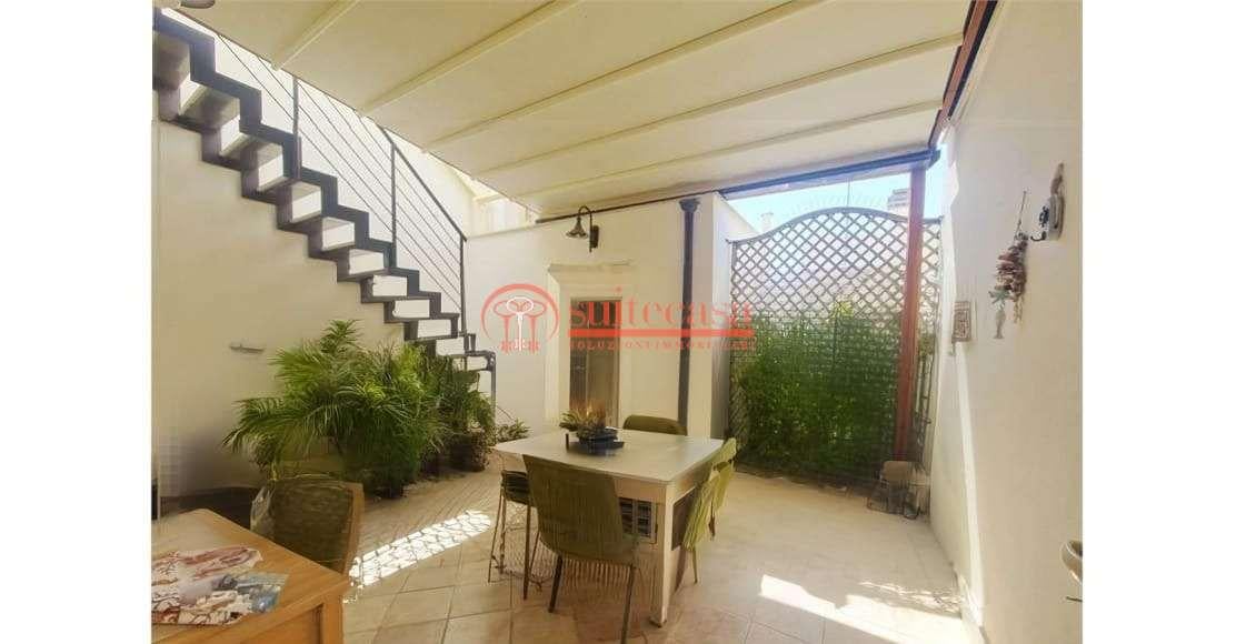 Venta vendita, Trani foto