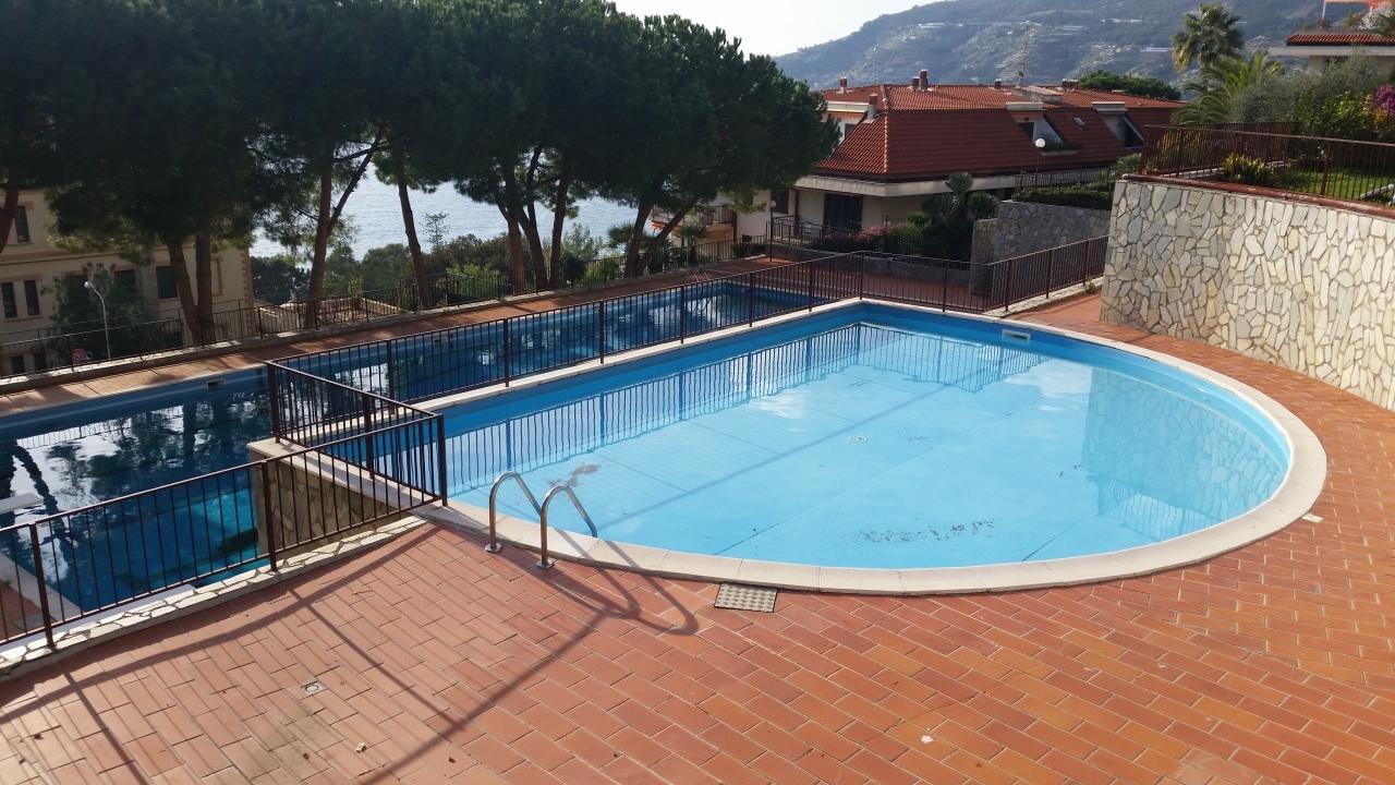 Vendita Monovano, Ospedaletti foto