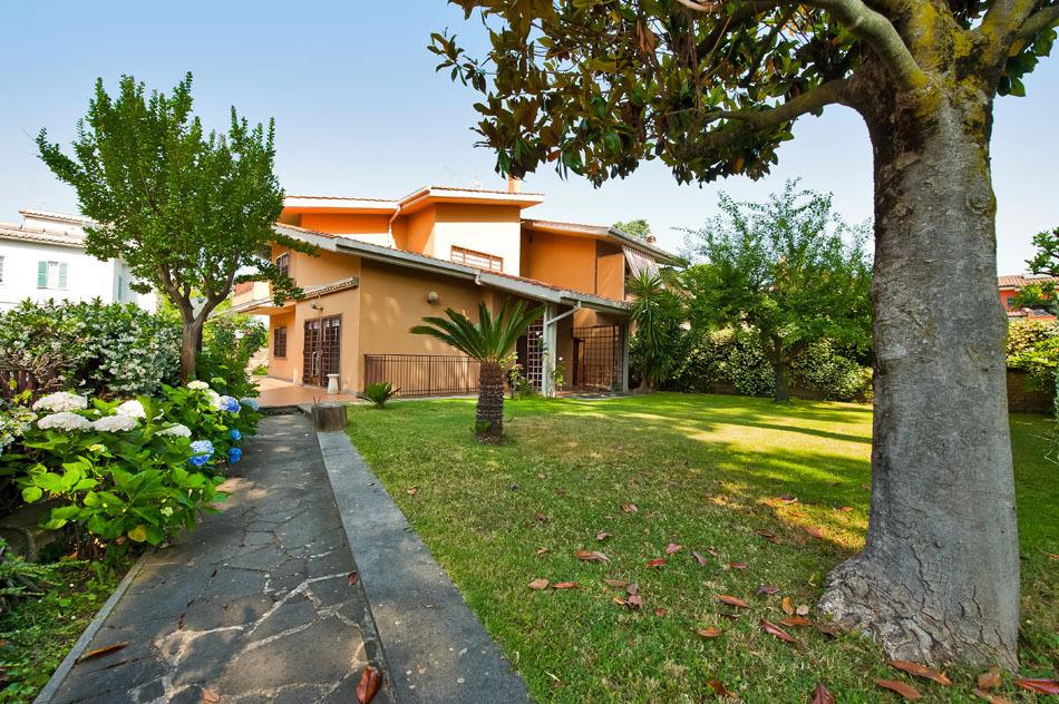 Venta Multivani, Grottaferrata foto