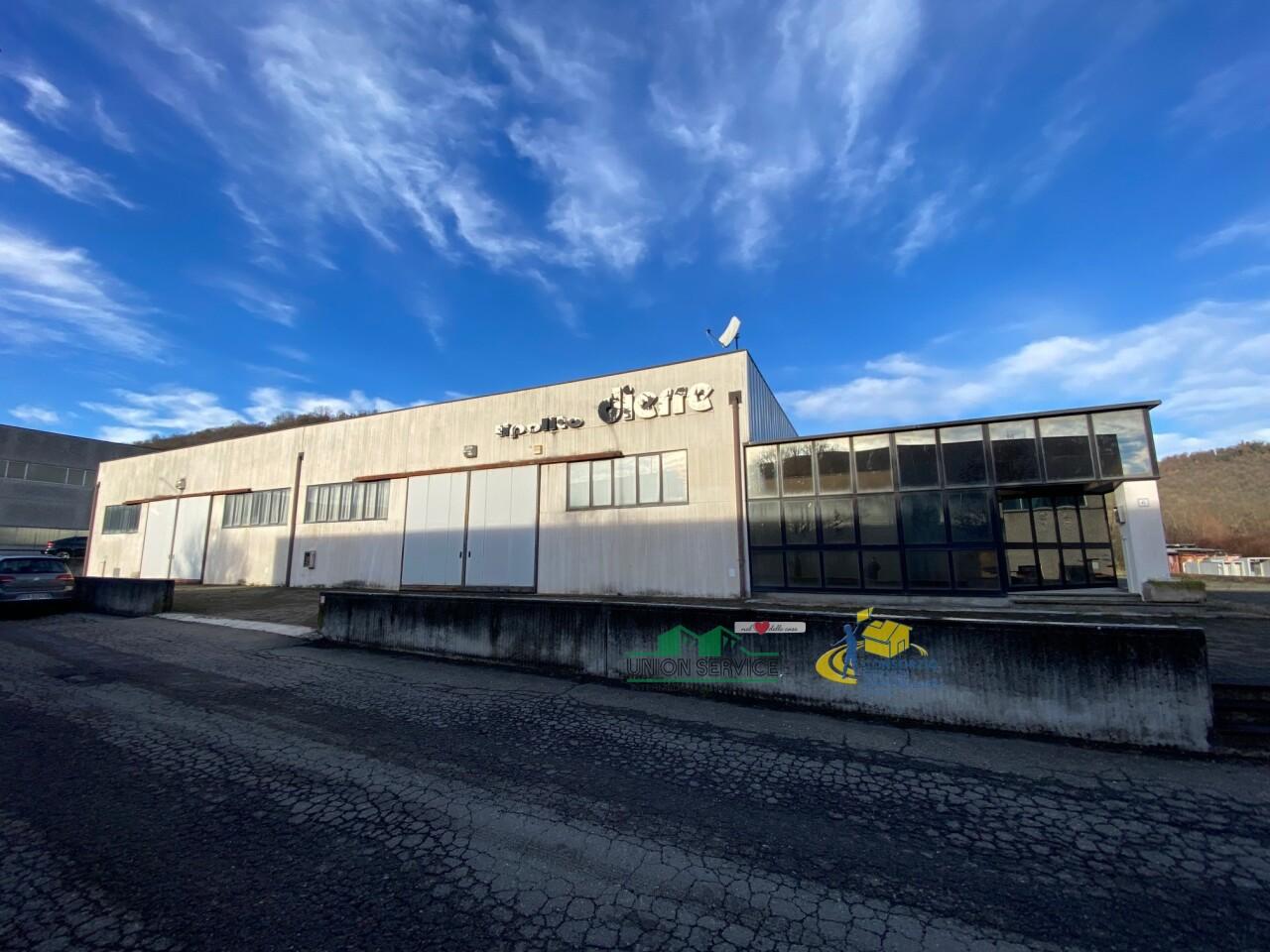 Vendita Industriale, Medesano foto