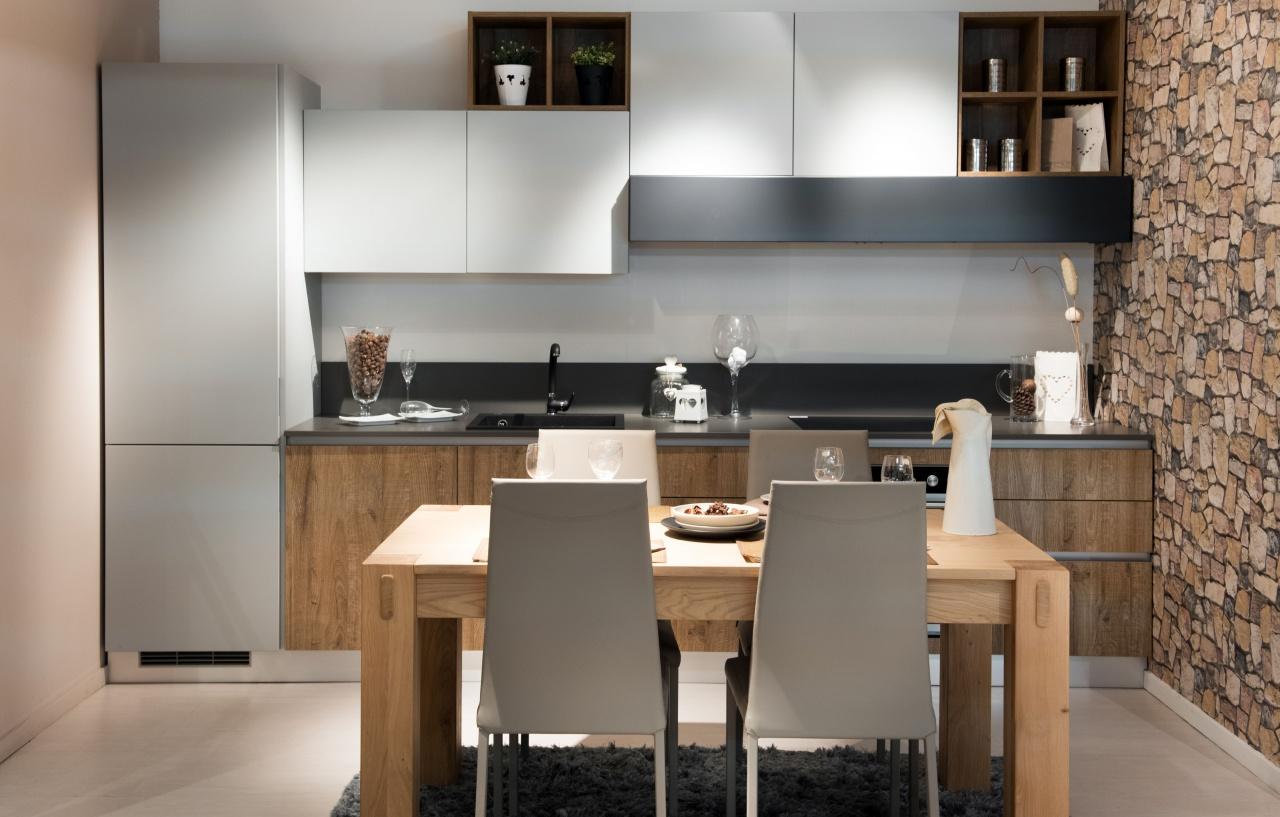 Sale Four rooms, Scarlino foto