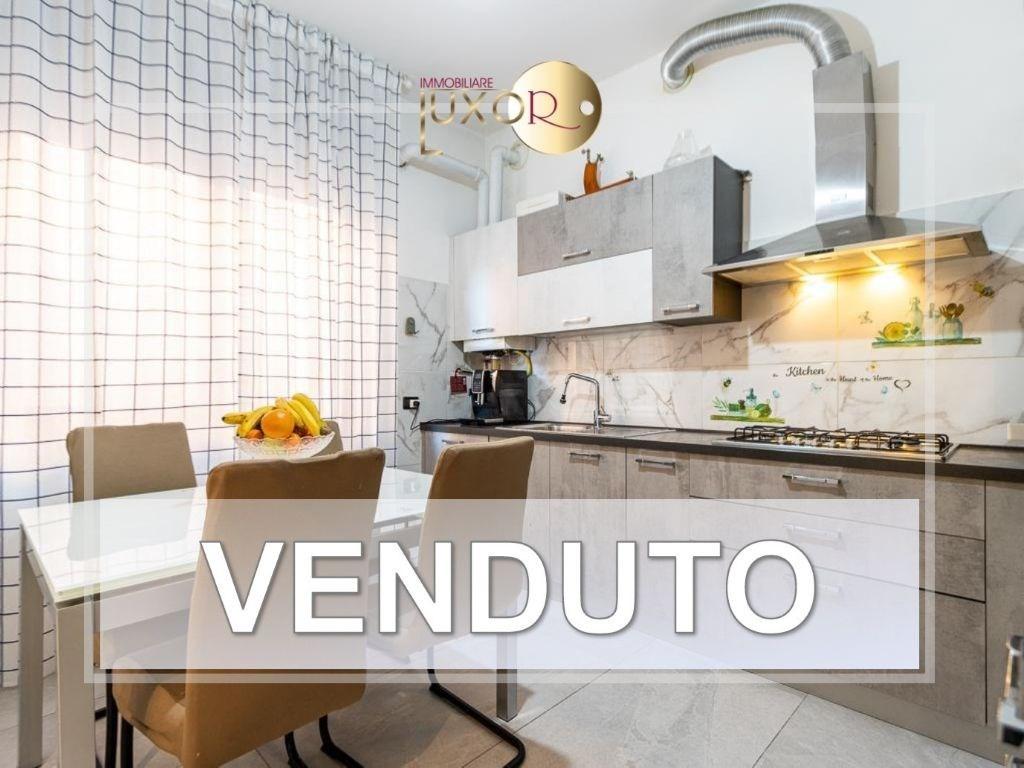 Venta Appartamento, Carnate foto