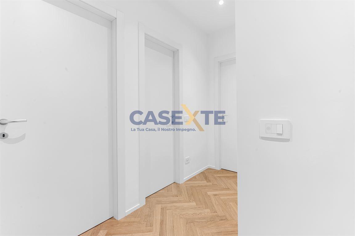 Sale Appartamento, Milano foto