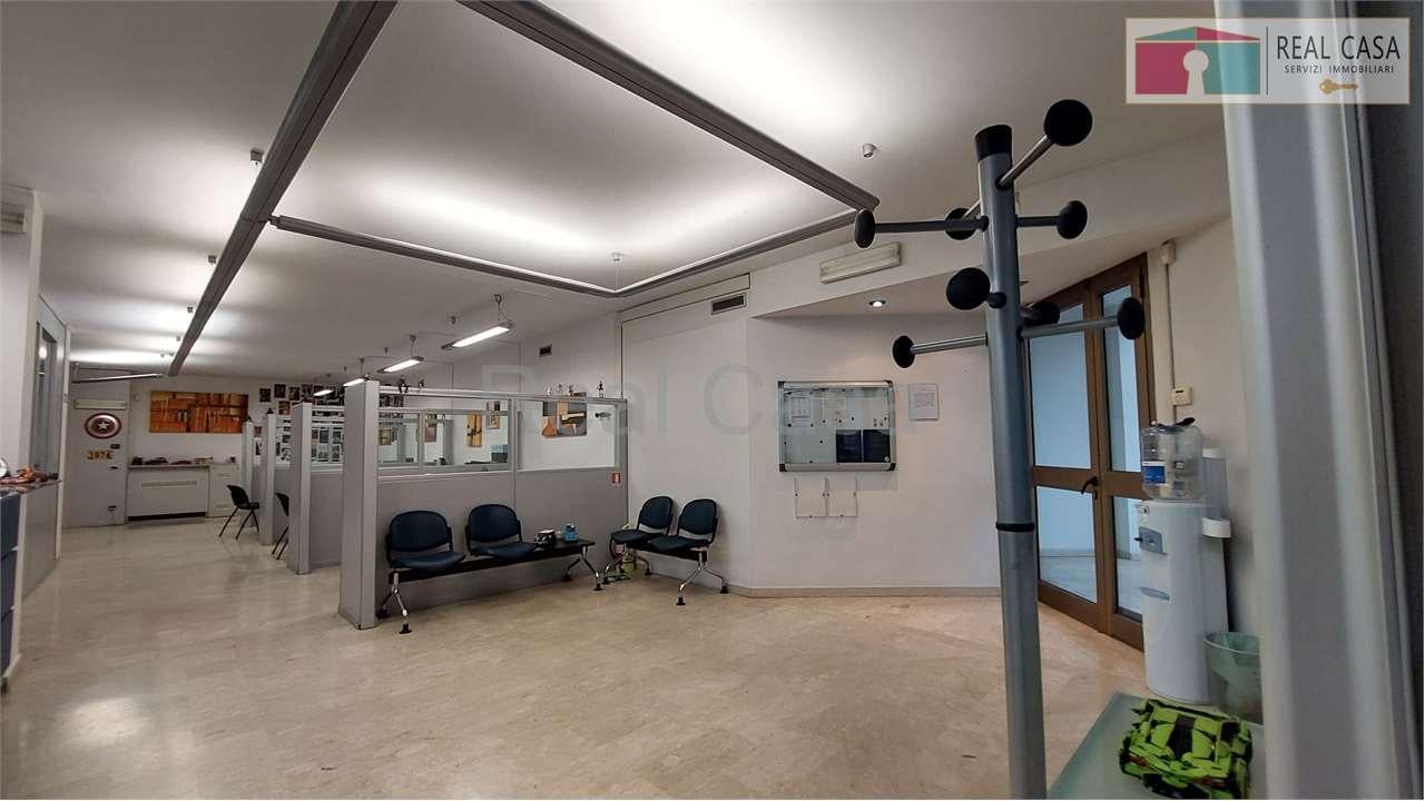 Venta vendita, Modena foto