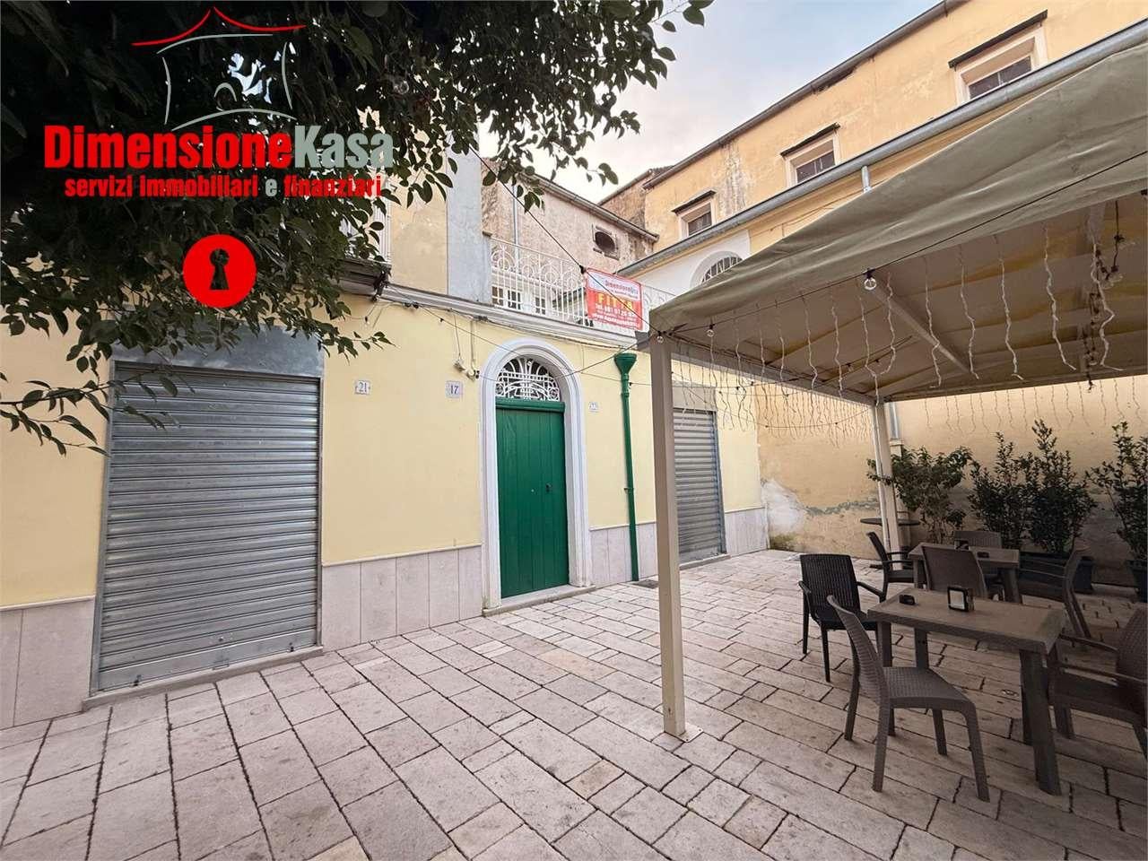 Renta affitto, Saviano foto