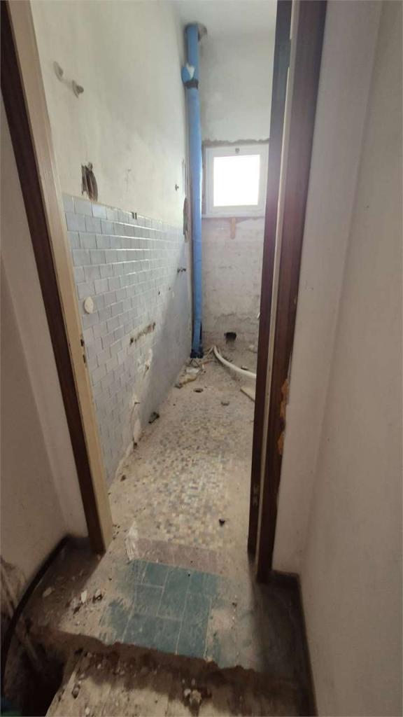 Vendita vendita, Luni foto