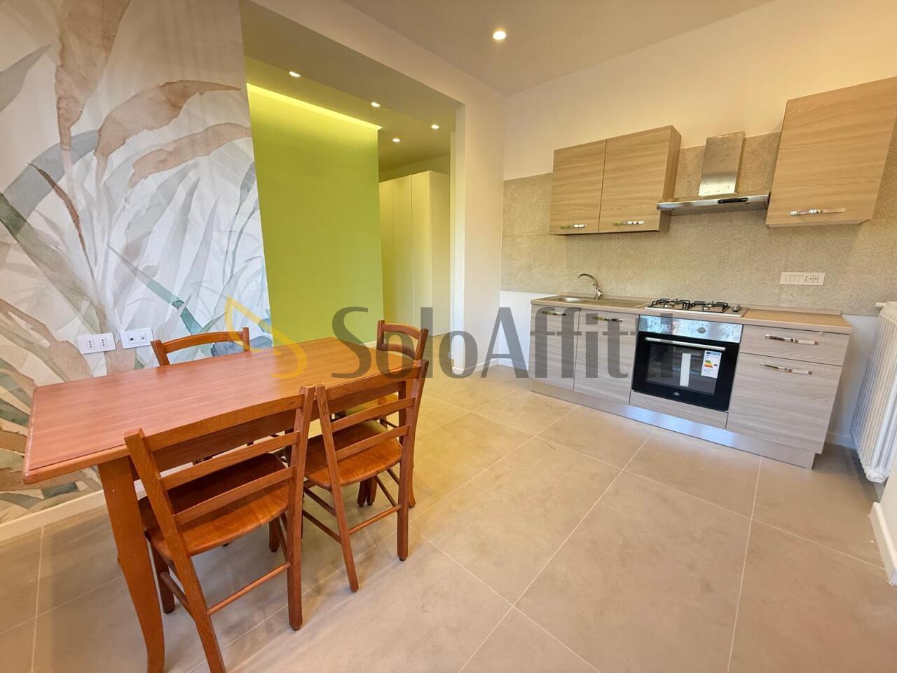 Renta Dos habitaciones, Caserta foto