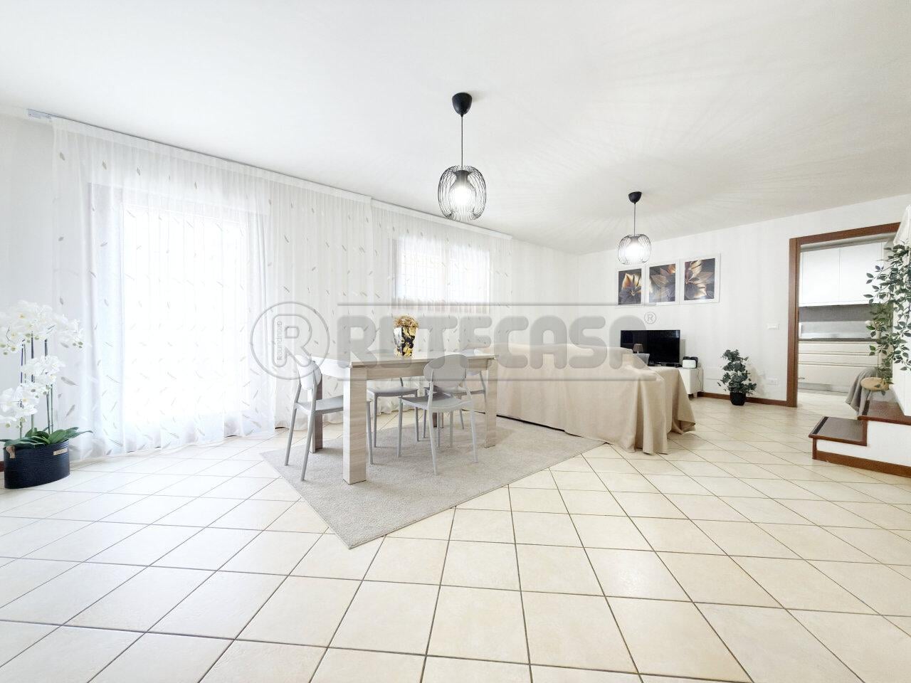 Vendita Esavani, Vicenza foto