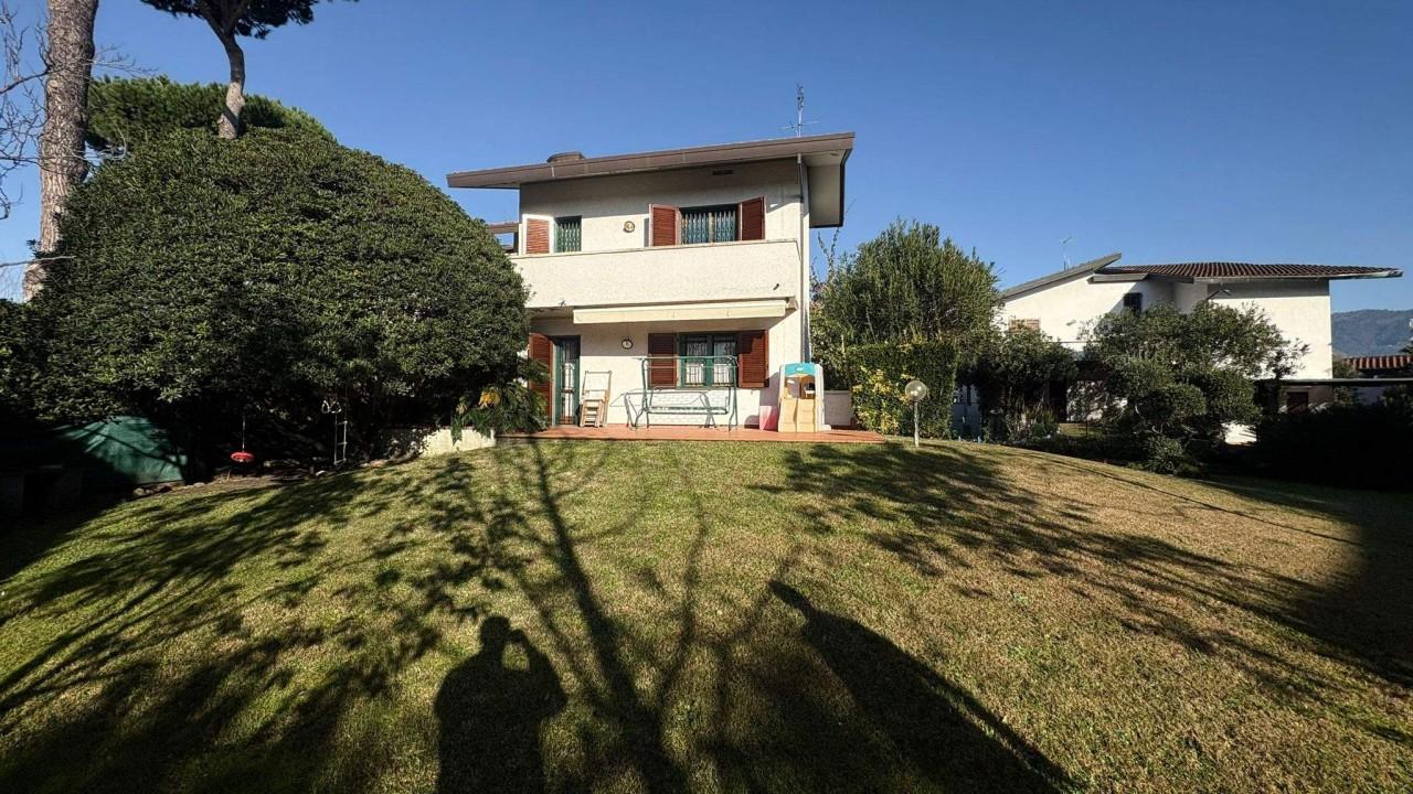 Vendita Casa indipendente, Forte dei Marmi foto
