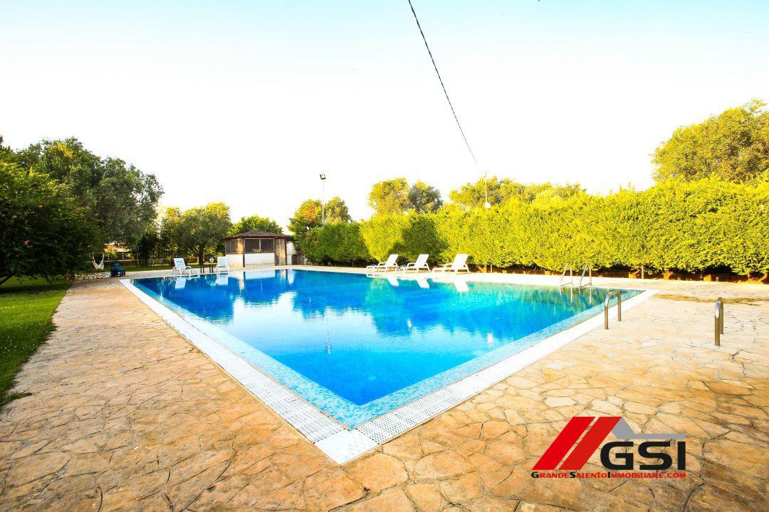 Venta Cuatro habitaciones, San Michele Salentino foto