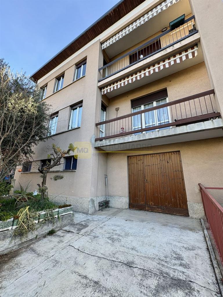 appartamento in vendita a Lecco in zona Viale Turati