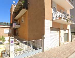 Vendita Locali commerciali, Fabriano