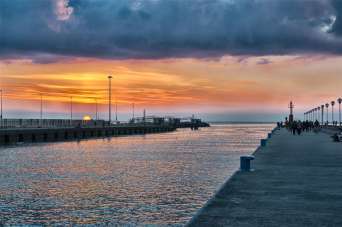 Renta Cuatro habitaciones, Fiumicino