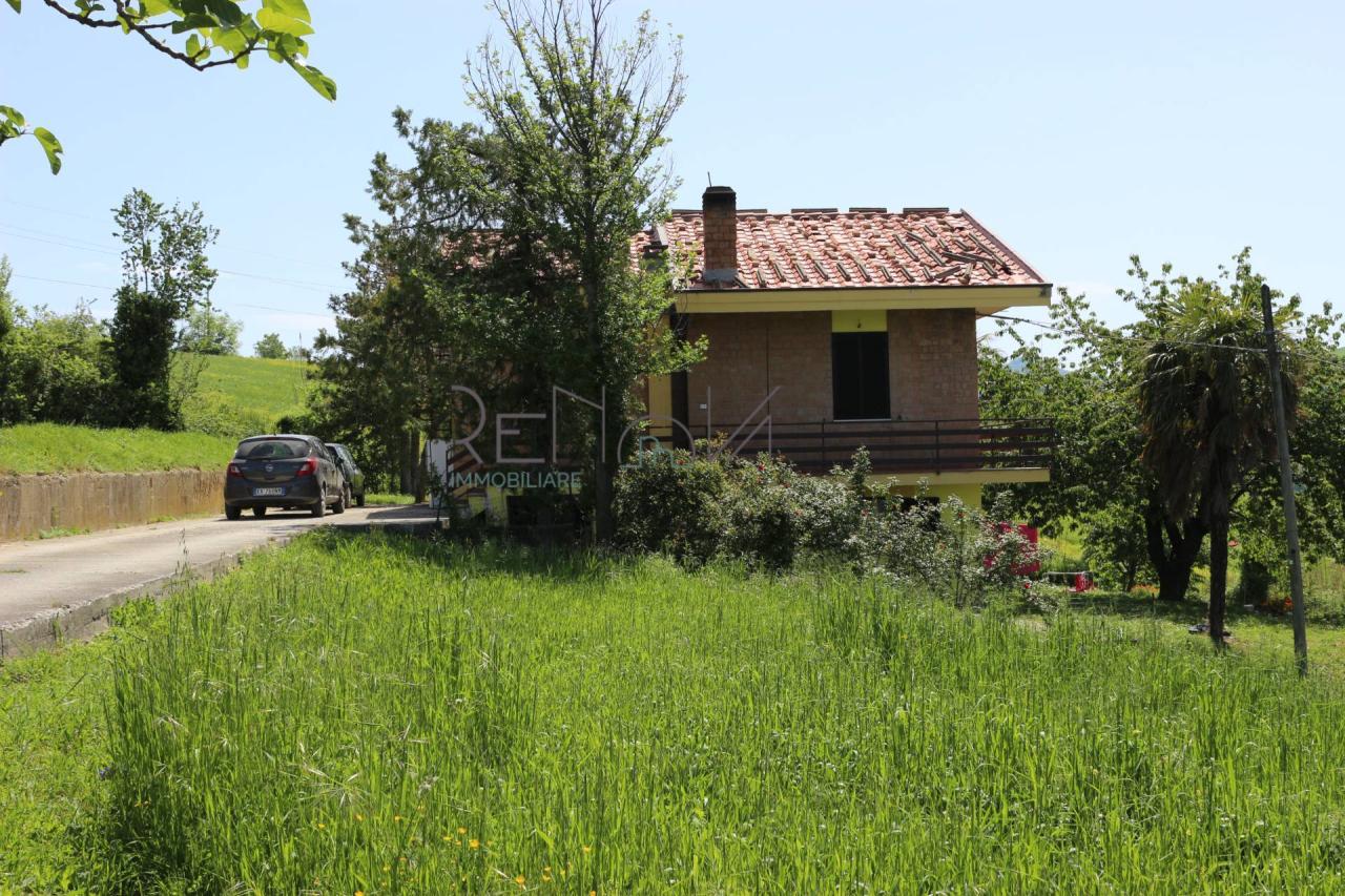 Vendita Casa indipendente, Castelli foto