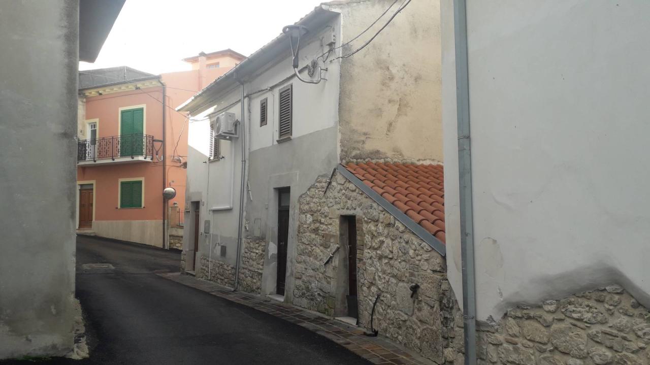 Vendita Casa indipendente, Serramonacesca foto