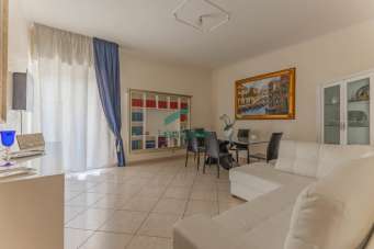 Sale Four rooms, Bari Sale Four rooms, Bari