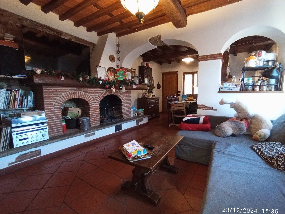 Vendita Eptavani, Camaiore foto