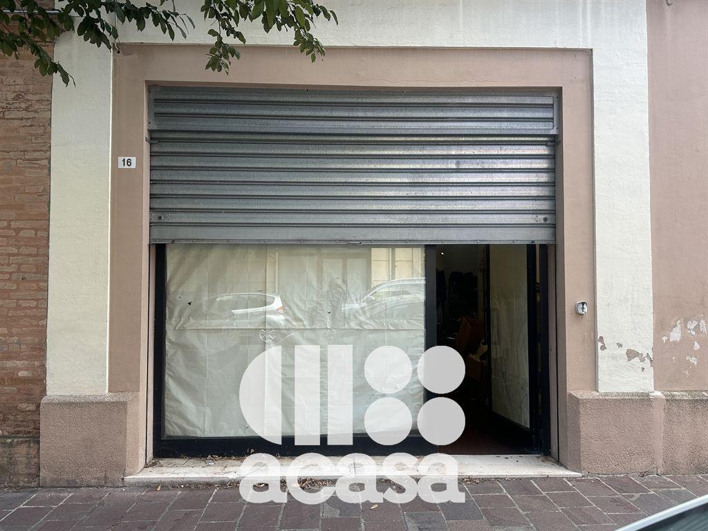 Affitto Magazzino, Cesena foto