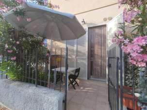 Renta Casas, Follonica