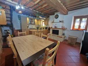 Vendita Quadrivani, Camaiore Vendita Quadrivani, Camaiore