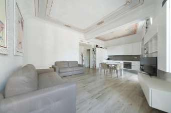 Vendita Trivani, Alassio