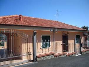 Sale Trivani, Alassio