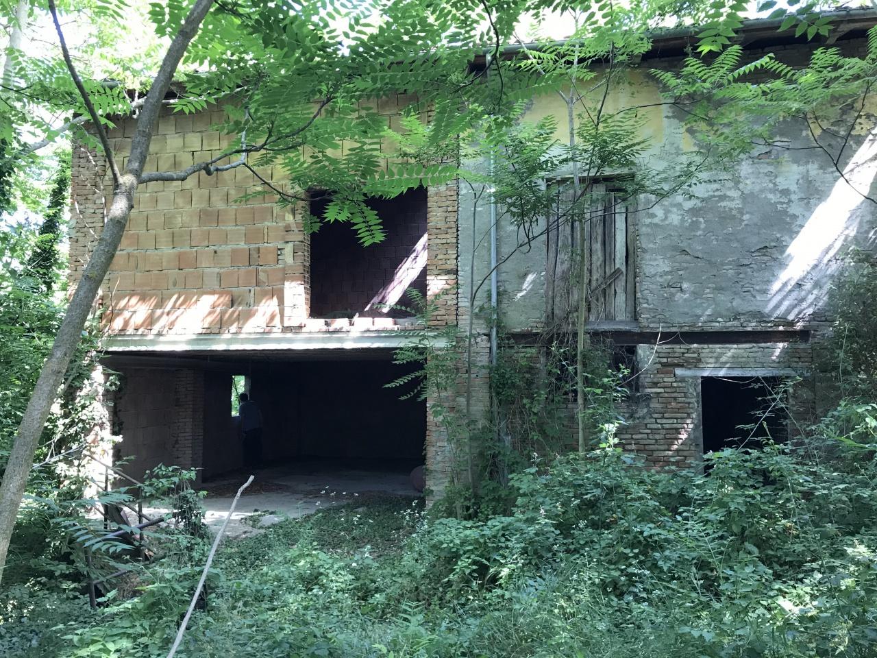 Vendita Garage e posti auto, Marzabotto foto