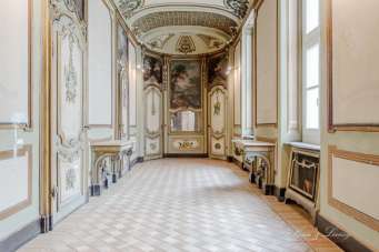 Vendita Esavani, Torino