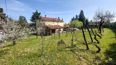 Vendita Pentavani, Parma