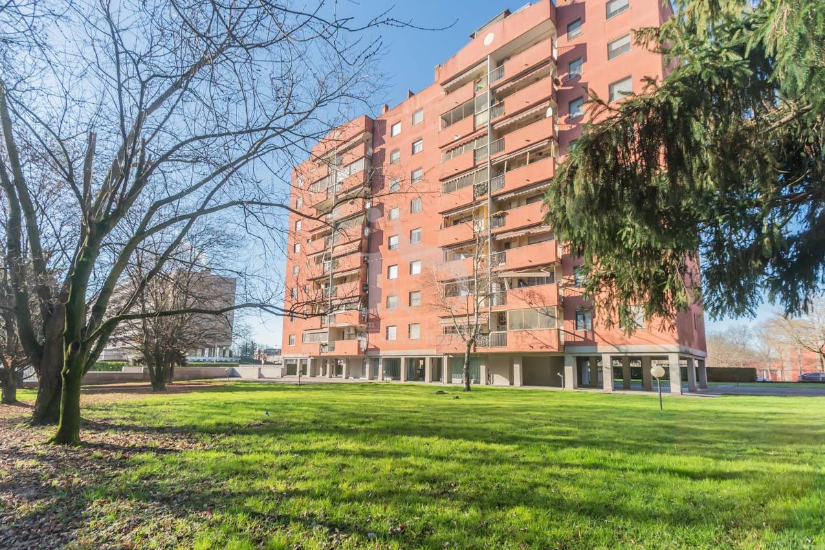 Vendita Appartamento, Rozzano foto