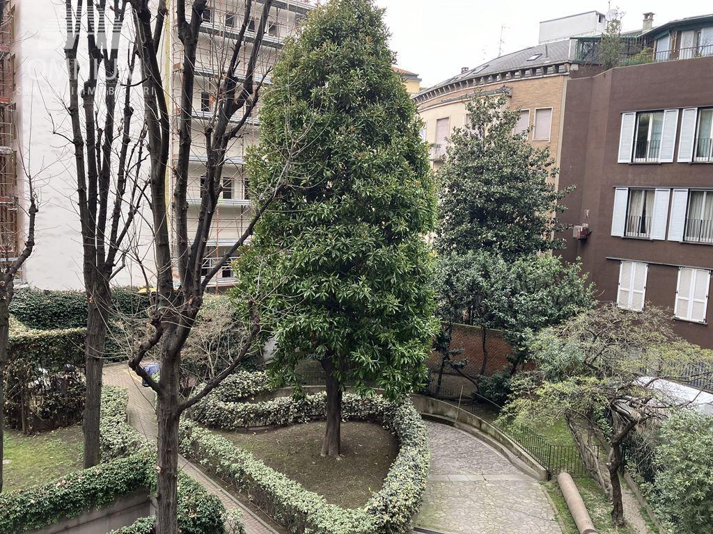 appartamento in affitto a Milano in zona Sant'Ambrogio