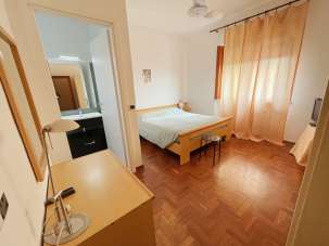 Renta Trivani, Follonica Renta Trivani, Follonica